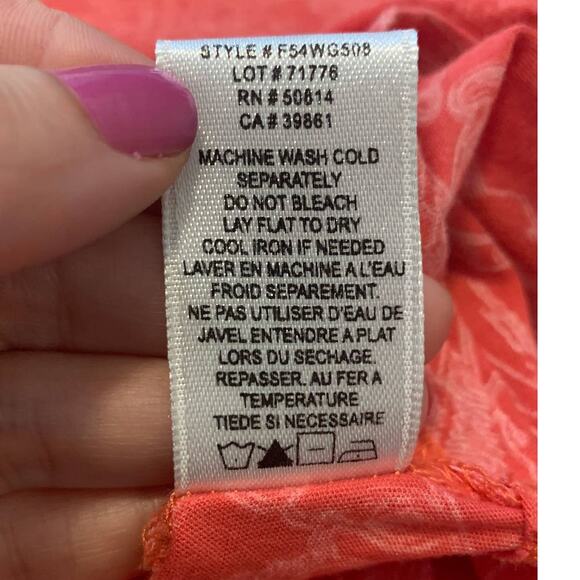 Tahari  pink floral short sleeves top size Large - Picture 4 of 8